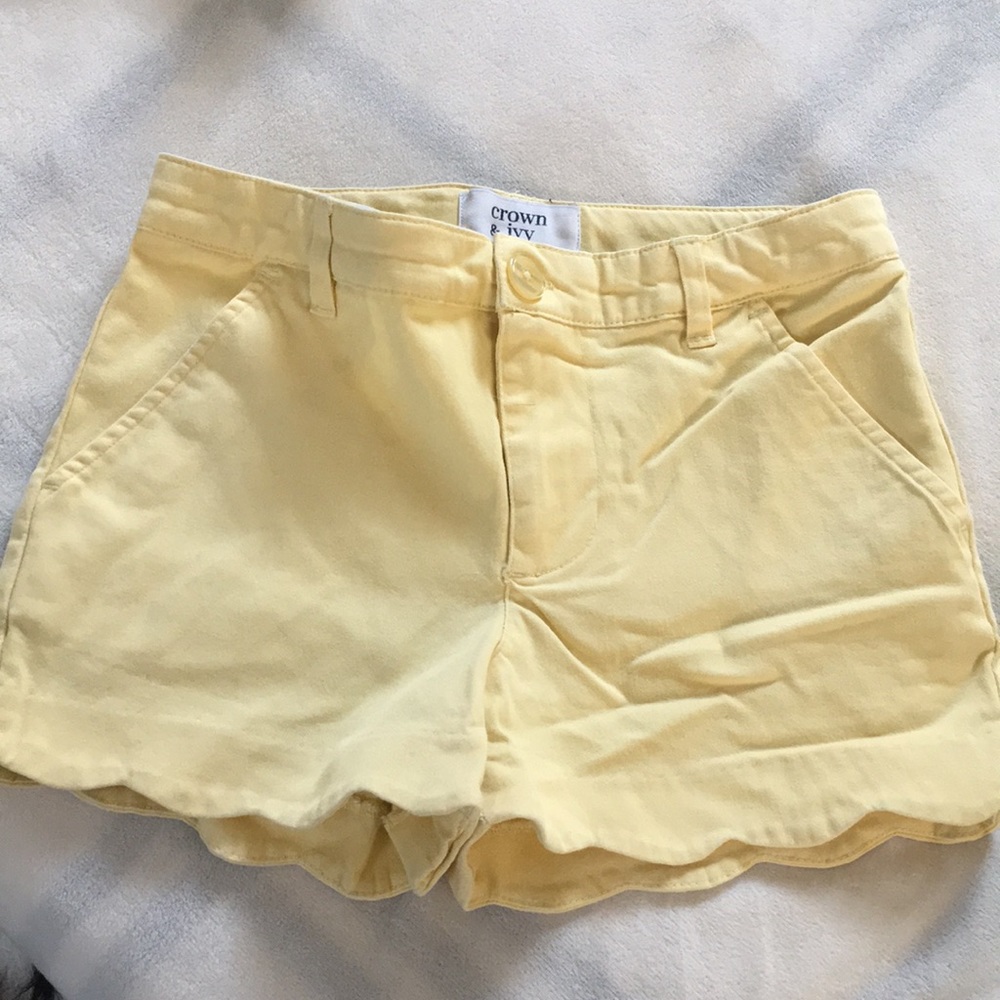 Yellow summer short